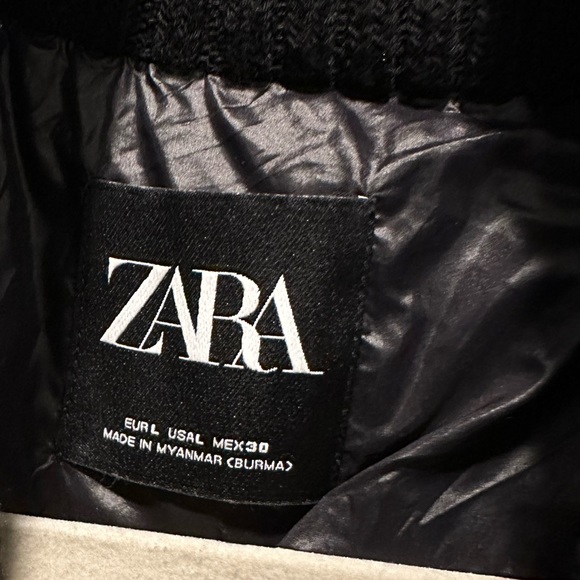 Zara Women's Black and Yellow Jacket🌻 - Picture 9 of 10